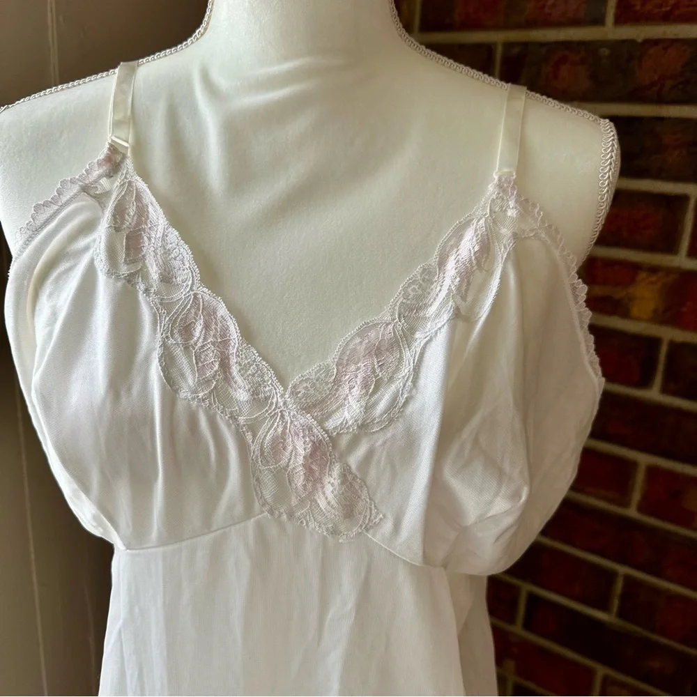 White Pink Lace Chemise Spaghetti Straps Slip Dress Vintage Union Made Size 42 - Picture 2 of 11